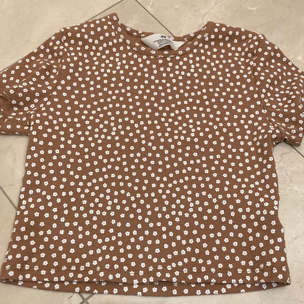 H&M US 12/14 girls cropped ribbed t shirt